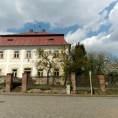 Apartmán * Železnice